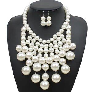 Pearl Nacklace Set